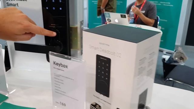ECCO IPHONE X?!?!...dummy...e tanti GADGET visti a IFA 2017 смотреть онлайн