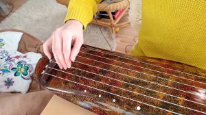 Гуцинь (古琴)/ Урок 9: выщипывание струны тремя пальцами.