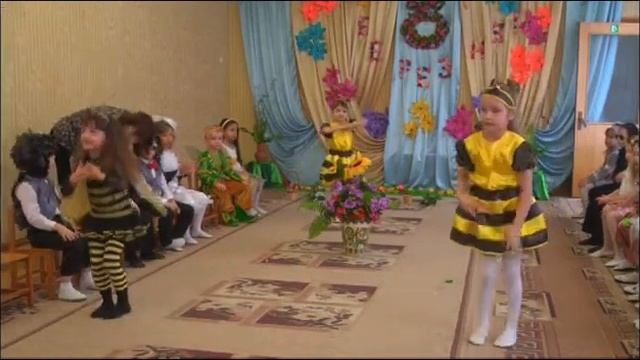 Пчелки - просто класс. Весна. Старшая смотреть онлайн