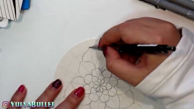 МАНДАЛА СВОИМИ РУКАМИ | ЗЕНТАНГЛ ДЛЯ НАЧИНАЮЩИХ | КОНКУРС | YulyaBullet смотреть онлайн