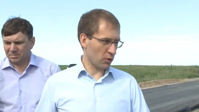 В Октябрьском районе идут масштабные дорожные работы. смотреть онлайн