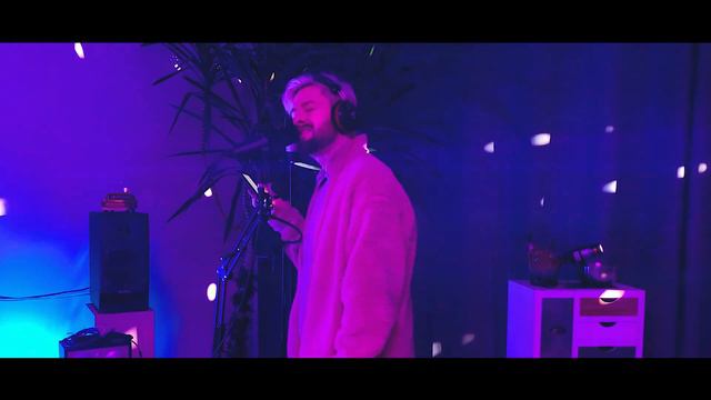 For A Second - Michael Schulte (Live Cover) смотреть онлайн