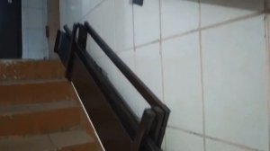 Часть 3. Пандус для колясок в подъезды. Спуск  по лестнице. Раздвижной. Разъезжающийся.