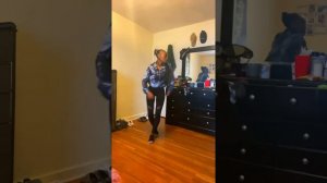 JERSEY CLUB dancing! ITS UP…DAMN THATS HOT‼️Had to bring the steppin out!