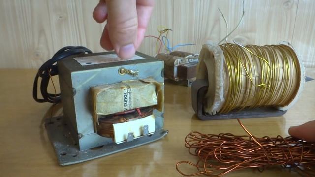 ✔️ ЗАГАДКА АЛЮМИНИЕВОГО ТРАНСФОРМАТОРА - Зачем Ему Шестеренки? смотреть онлайн