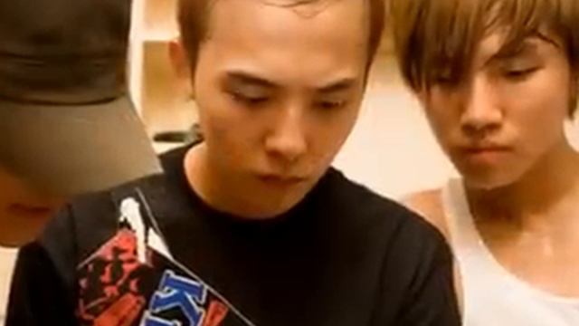 Try Smiling - Dae Sung + English translations смотреть онлайн