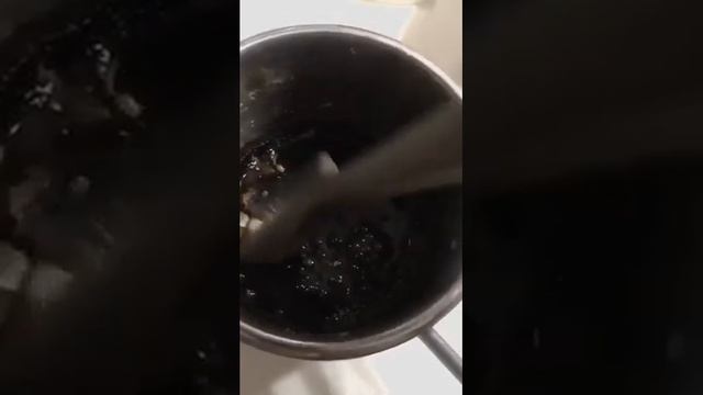 Сгорела каша в кастрюле? Выбрасываем или отмываем? смотреть онлайн