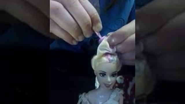 Как сделать такую простую причёску для куклы Барби?? смотреть онлайн