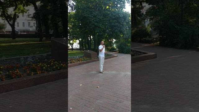 Олександр Козленко - Дивлюсь я на небо... смотреть онлайн