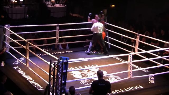 Ruff n Tuff & Kiezmas Präsentiert Tom Minners vs Vittorio De Palma смотреть онлайн