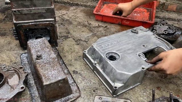 Restoration of old D12 diesel engine | Restore and repair old D12 diesel engine смотреть онлайн