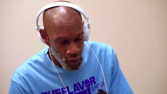 Dj Pat Luv - TheFlavor Internet Radio Staion смотреть онлайн
