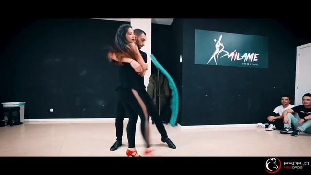 Natti Natasha - Quien Sabe / Luis y Lola bachata / Grupo Esencia Madrid Amateur Team смотреть онлайн