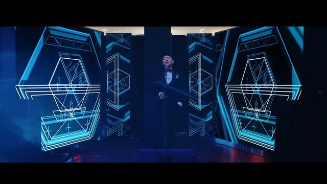 GOOD ZHAN- КУСАТЬСЯ смотреть онлайн