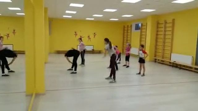 Школа современного танца «Движение» смотреть онлайн