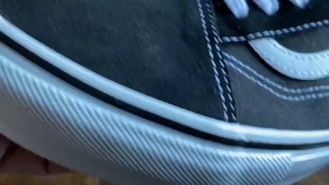 Vans Review: Vans “NEW” Skate Classics Skate Old Skool (Black/White) смотреть онлайн