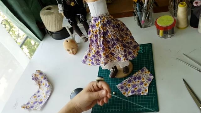 Как кроить одежду для куклы. Кукла выкройка. Из мастер-класса Киры Кинаш смотреть онлайн