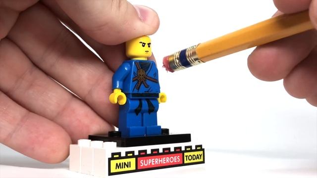 How To Erase Printing off of a LEGO Minifigure! смотреть онлайн