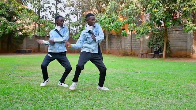 KIZZ DANIEL, EMPIRE COUGH DANCE VIDEO BY TWINSTARS AFRICANA.