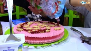 ТОРТ ЧЕЛЛЕНДЖ от Ярославы! ВЫЗОВ ПРИНЯТ! Видео для детей Сладкий Челлендж Cake Challenge