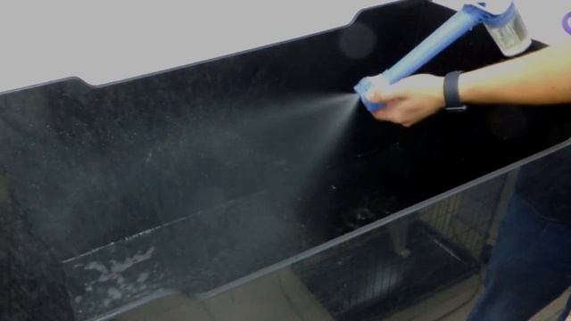 Душ - пистолет wikiGROOM с ёмкостью для шампуня. смотреть онлайн