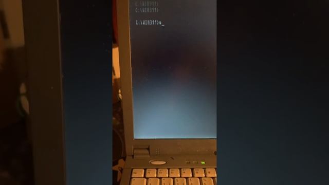 MSDOS Notebook with Win311+Win98+Doom смотреть онлайн