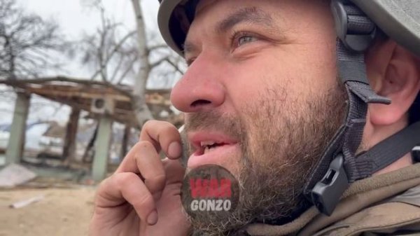 Plage de Marioupol est nettoyée, dénazification de l'Ukraine, projet War Gonzo, Semen Pegov