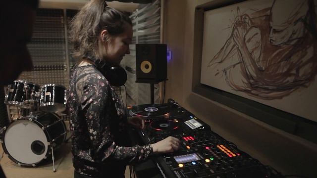 Экскурсия по школе Tramplin (московское отделение) смотреть онлайн