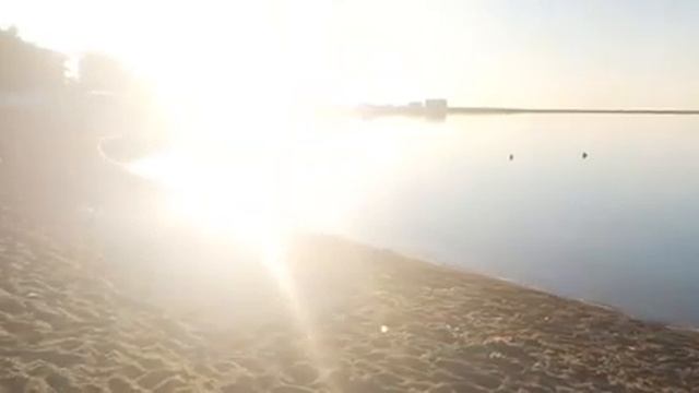 Рыбаки на озере Балхаш в Чубар-Тюбек (Шұбар Түбек) рано утром, пока люди не распугали рыбу шумом смотреть онлайн