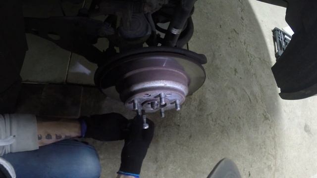 Замена задней ступицы смотреть онлайн