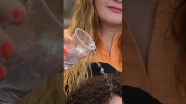 ЖАРКО С КУДРЯВЫМИ ВОЛОСАМИ #shorts смотреть онлайн