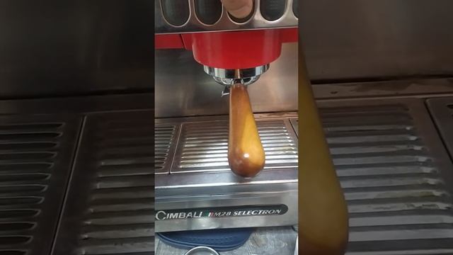 #cafedem чистка группы от кофейных масел #lacimbali #phoenix #ремонткофемашин #sochi смотреть онлайн