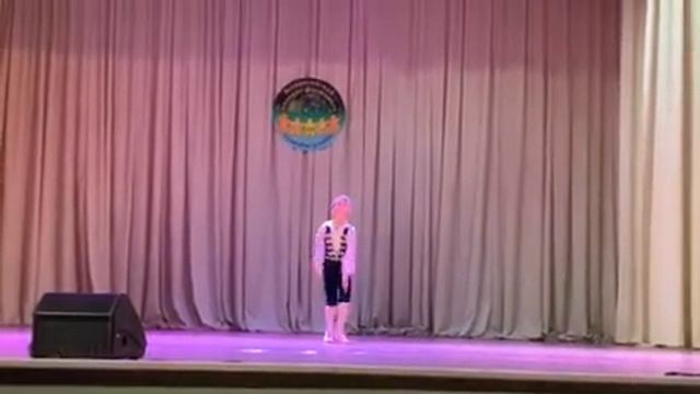 Вариация "Франца" из балета "Коппелия" Калинин Всеволод смотреть онлайн