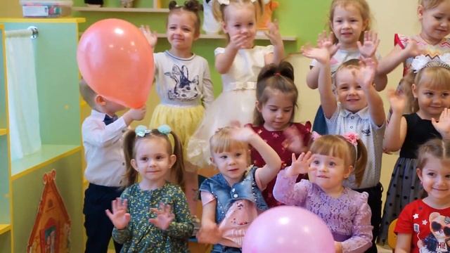 Воспитанники детского сада №21 "Олимпийский" г. Будённовска поздравляют любимых мам с Праздником! смотреть онлайн