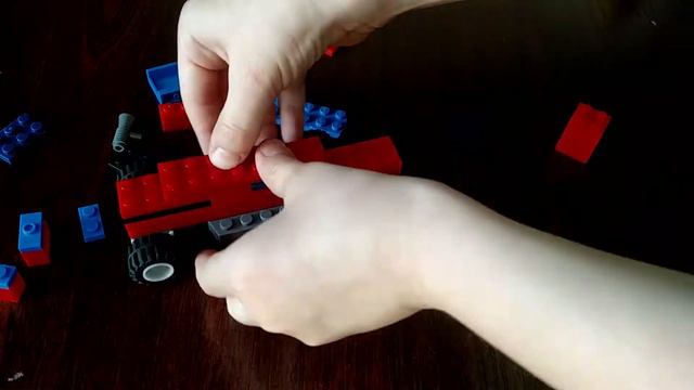 Как сделать своими руками Оптимуса Прайма из Лего