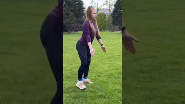 Эффективное упражнение с фитнес-резинкой ⚡️ смотреть онлайн