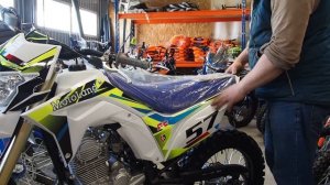 Улетный мотик за небольшие деньги - Motoland FC 250