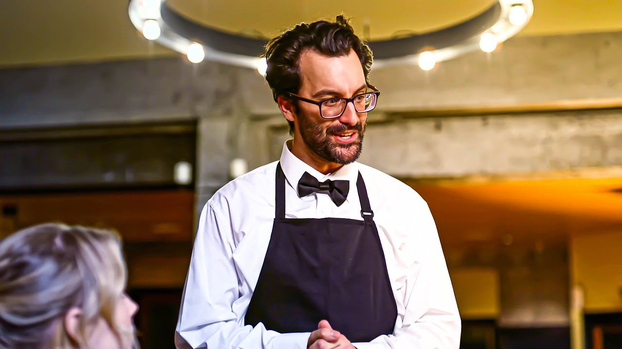 КОГДА КАЖЕТСЯ ЧТО ПОРА УХОДИТЬ ИЗ РЕСТОРАНА смотреть онлайн