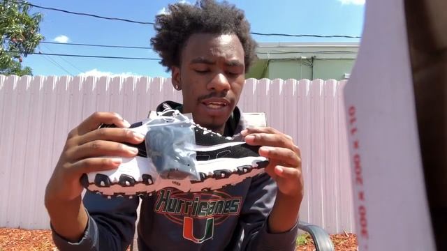 Shoe review on SKECHERS D’lites and unboxing смотреть онлайн