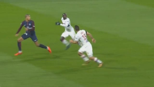 Травма Мбаппе. Injury To Mbappe