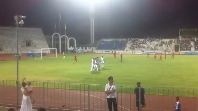В Новороссийске Артур Миносян забил второй гол в ворота махачкалинского "Легиона" смотреть онлайн