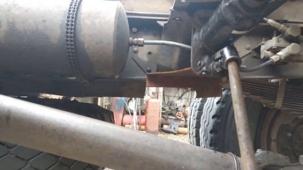 Извлечь палец рессоры ЗИЛ