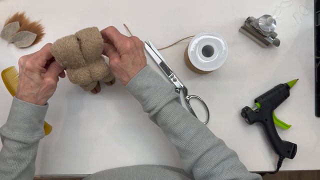 *NEW* Quick & Easy DIY Highland Cow/No Weighted Beads or Stuffing смотреть онлайн
