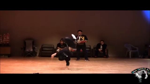 struck by your " tricks" :) :p смотреть онлайн