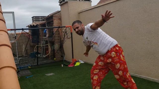 EJERCICIOS FACILES PARA NIÑOS EN CASA 🙈🙊EASY EXERCISES FOR CHILDREN AT HOME🙈🙊儿童在家轻松锻炼 смотреть онлайн