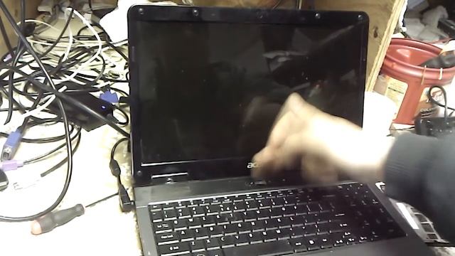 Clear Acer laptop CMOS password смотреть онлайн