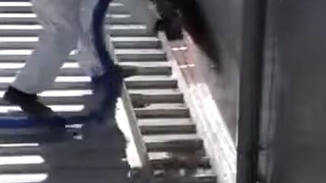 Видео «ППУ, ПИР Extrafoam и полимочевина Экстраплан»