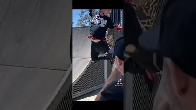 Skater Deku Part 2 (a little bonus with surfing) смотреть онлайн