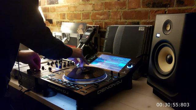 Drum & Bass Set Ft. Enei, Kasra, Dj Madd, Lenzman, Alix Perez & Conrad Subs (Denon SC6000M) смотреть онлайн