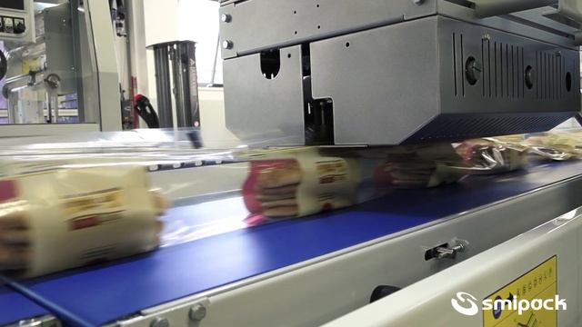 FW550S LR SERVO Máquina automática en flowpack. Sellado traslante y bobina abajo смотреть онлайн